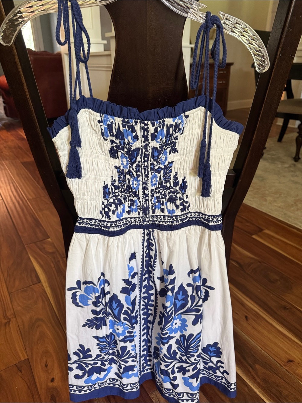 Women’s mini blue and white tie dress, size small-like new